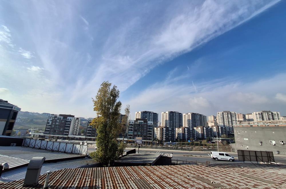 KAVAKLI VOLVO KAVŞAĞI KARŞISINDA YENİ BİNA DA 2+1 KİRALIK DAİRE