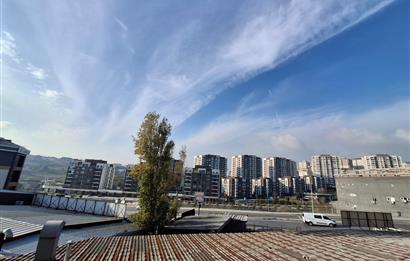 KAVAKLI VOLVO KAVŞAĞI KARŞISINDA YENİ BİNA DA 2+1 KİRALIK DAİRE