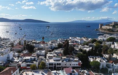 Bodrumun Kalbinde 285 M2 İçerisinde 2 Adet Müstakil Ev ve Bahçe Tek Fiyat