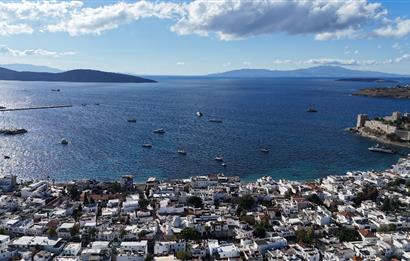 Bodrumun Kalbinde 285 M2 İçerisinde 2 Adet Müstakil Ev ve Bahçe Tek Fiyat