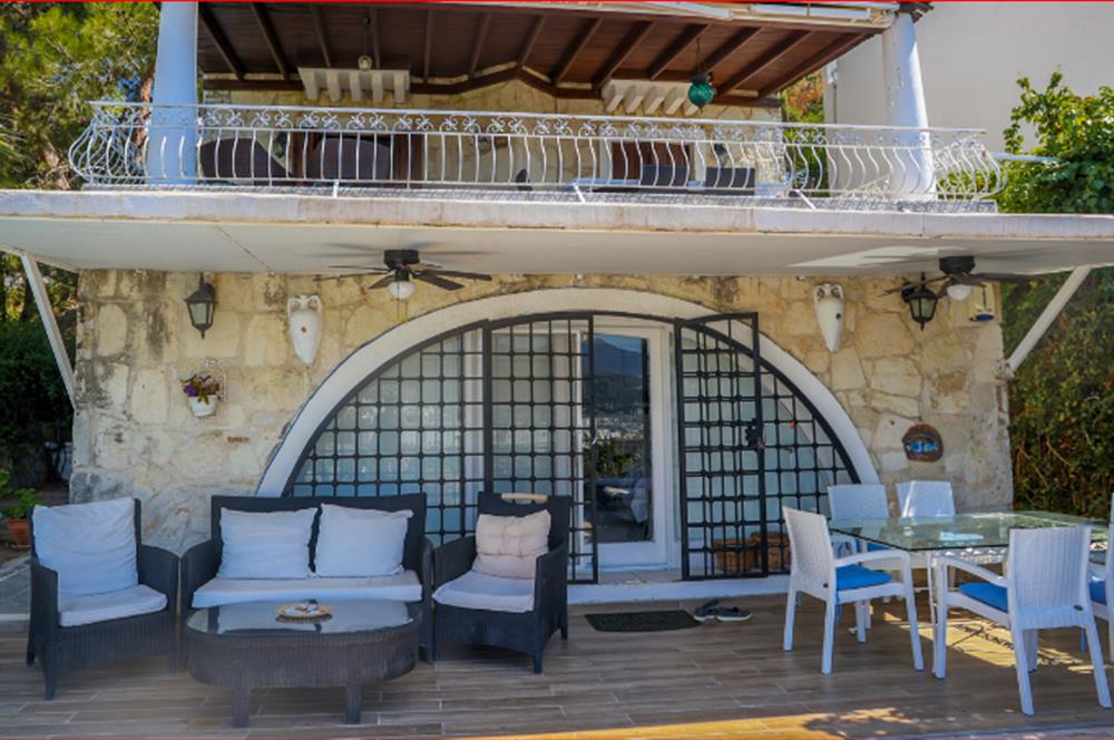 BODRUM KUMBAHÇE 2+ 1 FULL EŞYALI HAVUZLU  YILLIK KİRALIK DAİRE