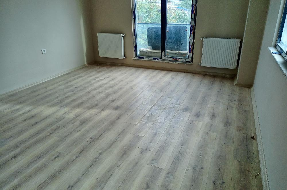 Site içerisinde 2+1 sıfır satılık daire 