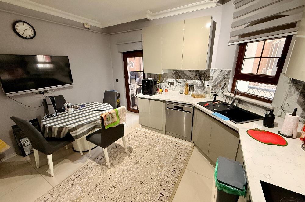 OKULLAR BÖLGESİNDE SİTE İÇERİSİNDE YENİLENMİŞ YAPILI 3+1 DAİRE