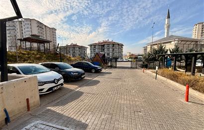 OKULLAR BÖLGESİNDE SİTE İÇERİSİNDE YENİLENMİŞ YAPILI 3+1 DAİRE