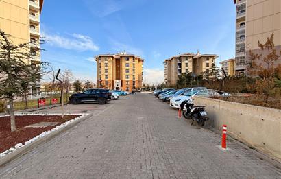 OKULLAR BÖLGESİNDE SİTE İÇERİSİNDE YENİLENMİŞ YAPILI 3+1 DAİRE