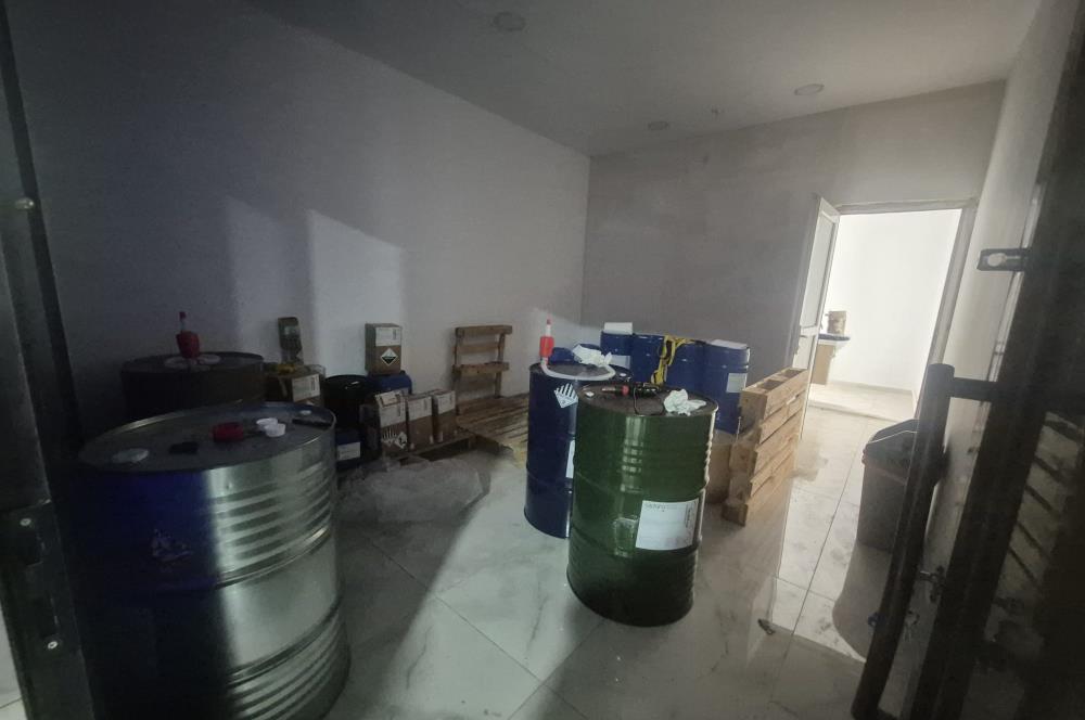 MEYDAN KAVAKLI SATILIK DÜKKAN OFİS KULLANIMINA UYGUN YATIRIMLIK