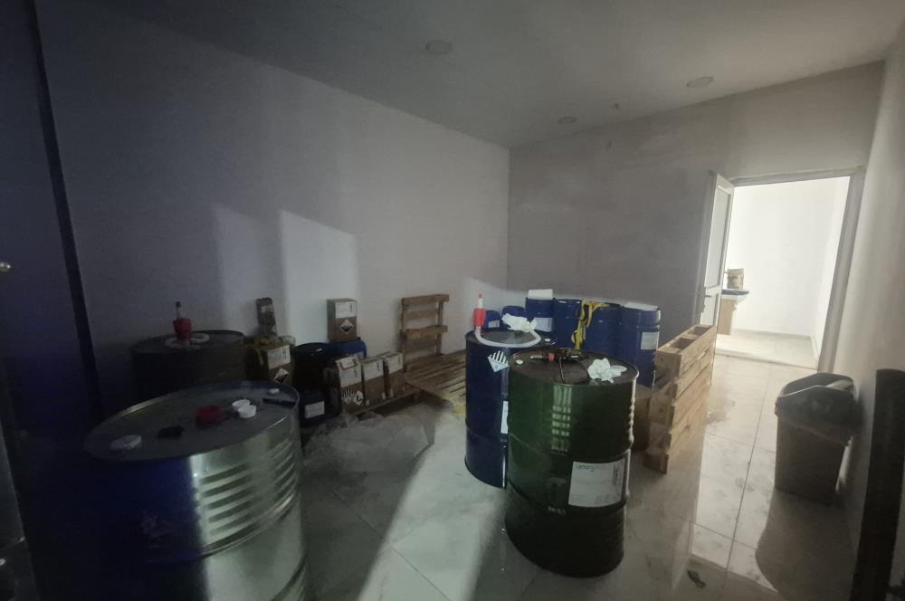 MEYDAN KAVAKLI SATILIK DÜKKAN OFİS KULLANIMINA UYGUN YATIRIMLIK