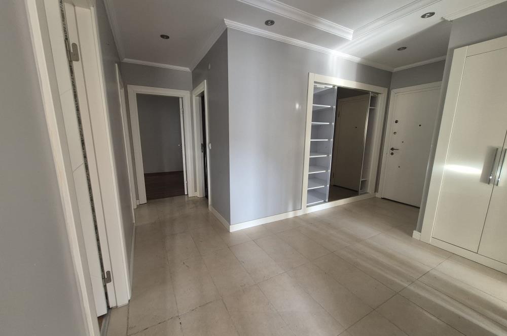 ÇINAR PARK BÜYÜK TİP ÇİFT TERASLI METROBÜS YAKINI 3+1 BOŞ DAİRE