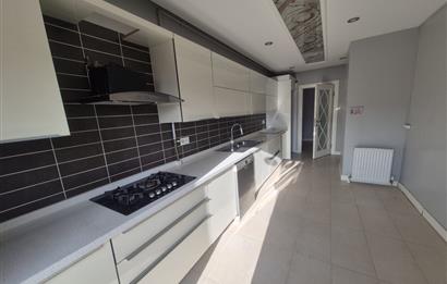 ÇINAR PARK BÜYÜK TİP ÇİFT TERASLI METROBÜS YAKINI 3+1 BOŞ DAİRE