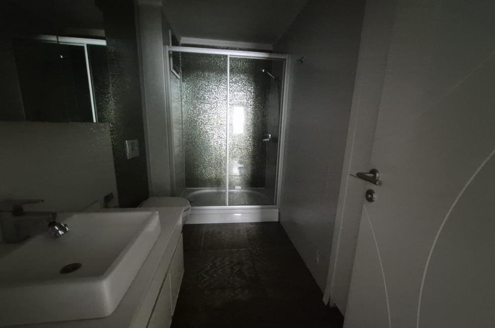 ÇINAR PARK BÜYÜK TİP ÇİFT TERASLI METROBÜS YAKINI 3+1 BOŞ DAİRE