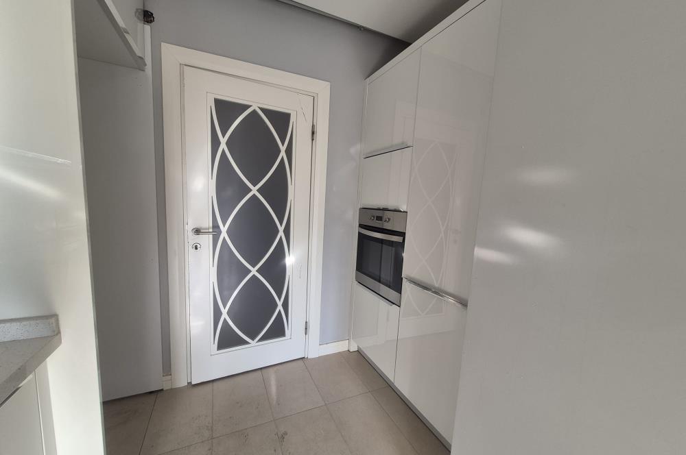 ÇINAR PARK BÜYÜK TİP ÇİFT TERASLI METROBÜS YAKINI 3+1 BOŞ DAİRE