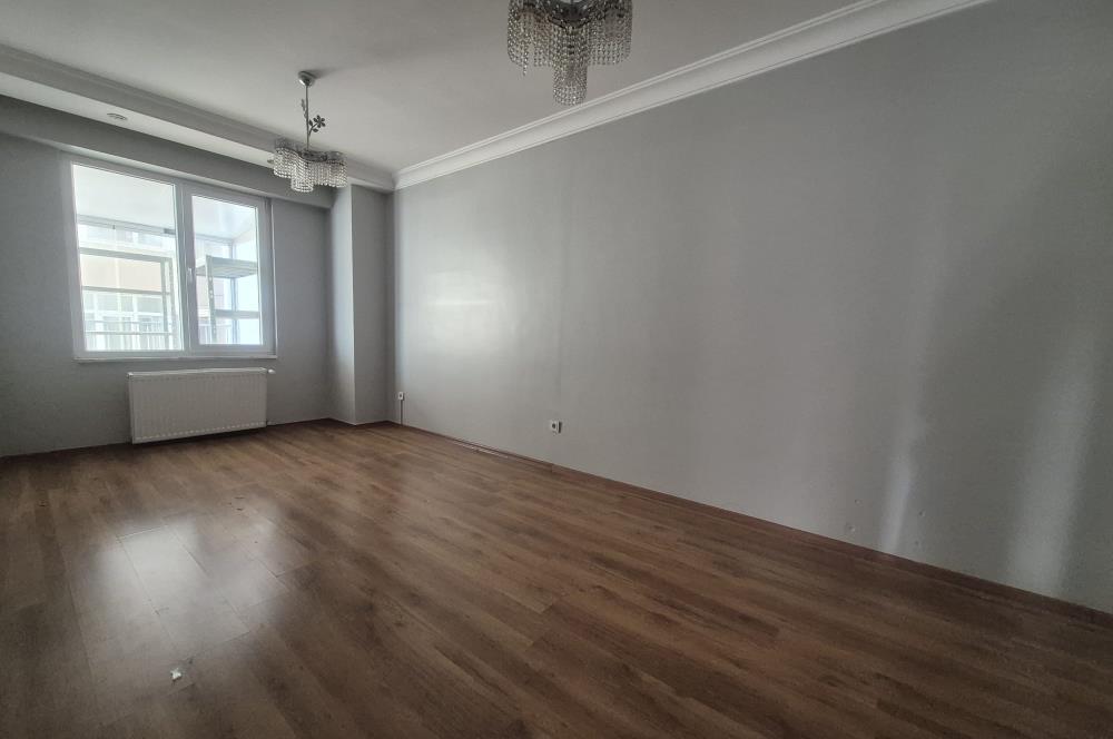 ÇINAR PARK BÜYÜK TİP ÇİFT TERASLI METROBÜS YAKINI 3+1 BOŞ DAİRE