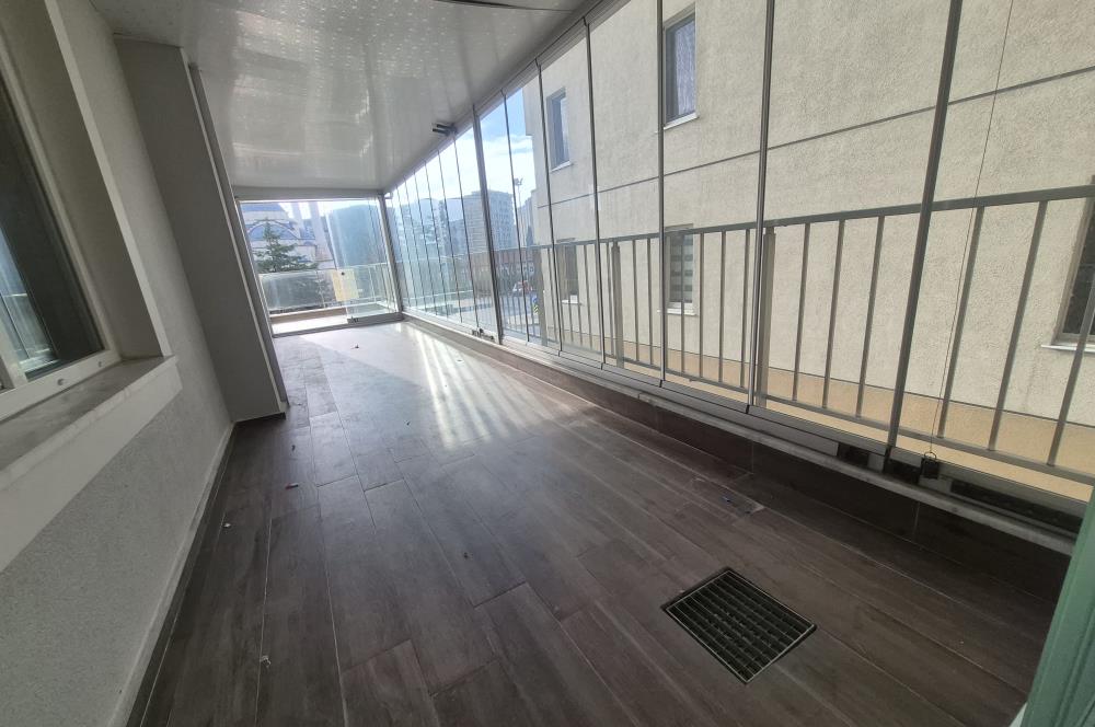 ÇINAR PARK BÜYÜK TİP ÇİFT TERASLI METROBÜS YAKINI 3+1 BOŞ DAİRE