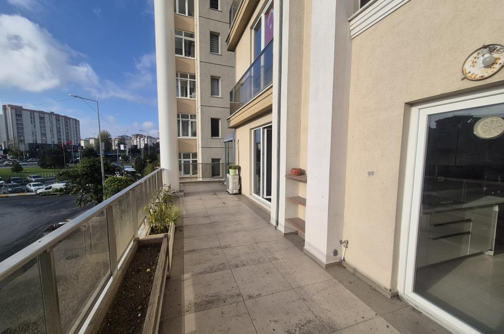 ÇINAR PARK BÜYÜK TİP ÇİFT TERASLI METROBÜS YAKINI 3+1 BOŞ DAİRE