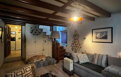 Bodrumun Kalbinde 285 M2 İçerisinde 2 Adet Müstakil Ev ve Bahçe Tek Fiyat