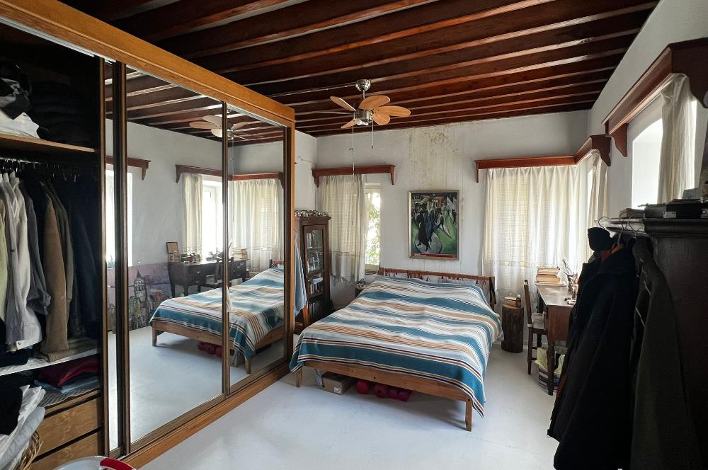 Bodrumun Kalbinde 285 M2 İçerisinde 2 Adet Müstakil Ev ve Bahçe Tek Fiyat