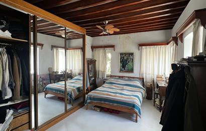 Bodrumun Kalbinde 285 M2 İçerisinde 2 Adet Müstakil Ev ve Bahçe Tek Fiyat