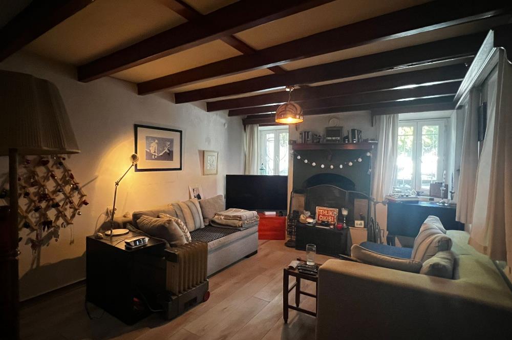 Bodrumun Kalbinde 285 M2 İçerisinde 2 Adet Müstakil Ev ve Bahçe Tek Fiyat