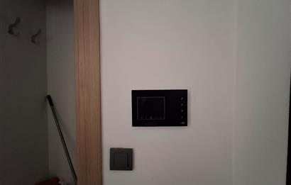 KAVAKLI VOLVO KAVŞAĞI KARŞISINDA YENİ BİNA DA 2+1 KİRALIK DAİRE