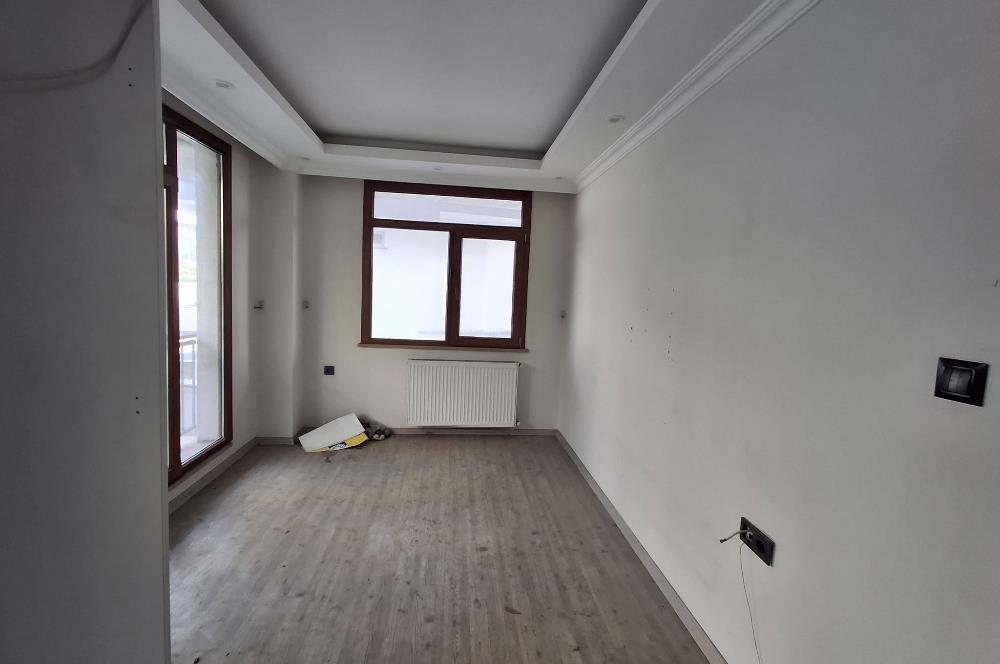 KAVAKLI VOLVO KAVŞAĞI KARŞISINDA YENİ BİNA DA 2+1 KİRALIK DAİRE