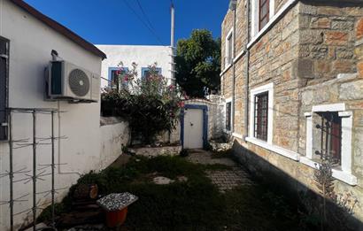 Bodrumun Kalbinde 285 M2 İçerisinde 2 Adet Müstakil Ev ve Bahçe Tek Fiyat