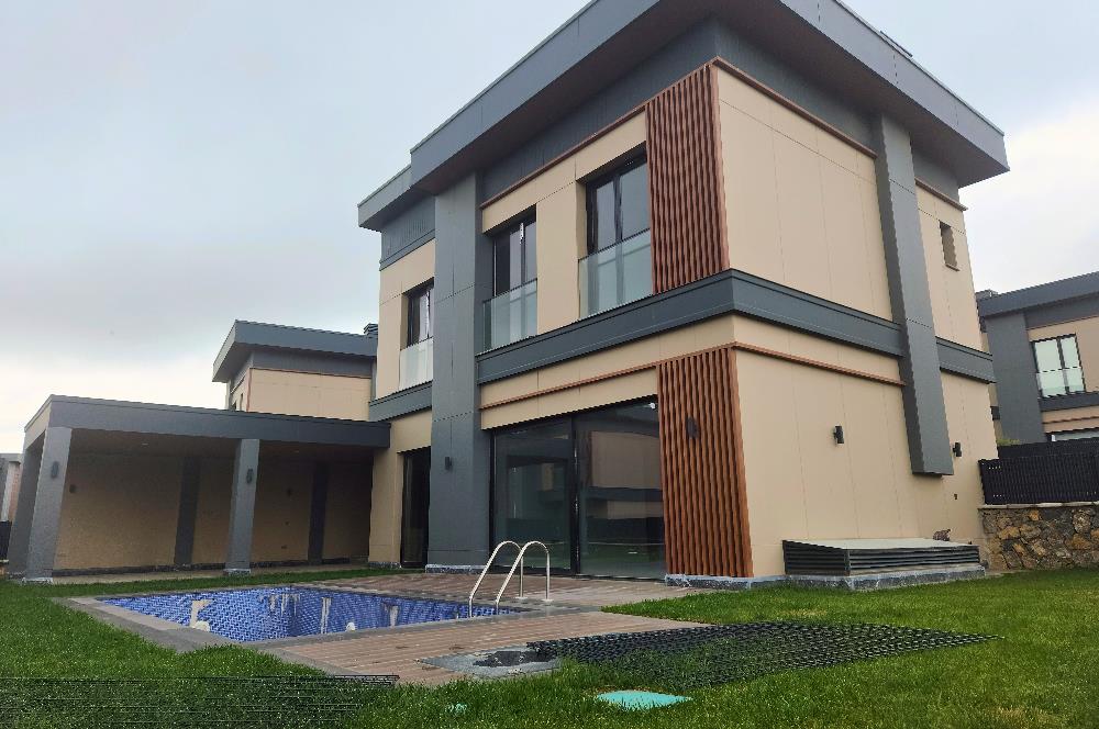 Bölgenin Prestijli Projesi - Akasya Country 5+2 Premium Villa