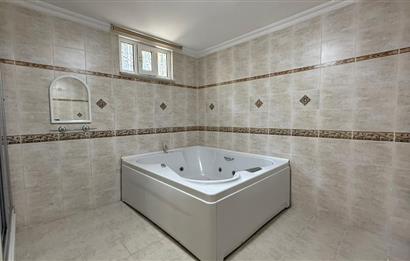 Göktürk Site İçerisinde Kiralık Boş LÜks Villa