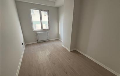 MARMARAY MİNİBÜS YOLUNA YAKIN EBEVEYN BANYOLU GÜNEY ÖN CEPHE 3+1