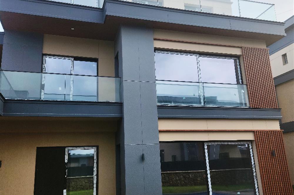 Bölgenin Prestijli Projesi - Akasya Country 6+2 Luxury Villa