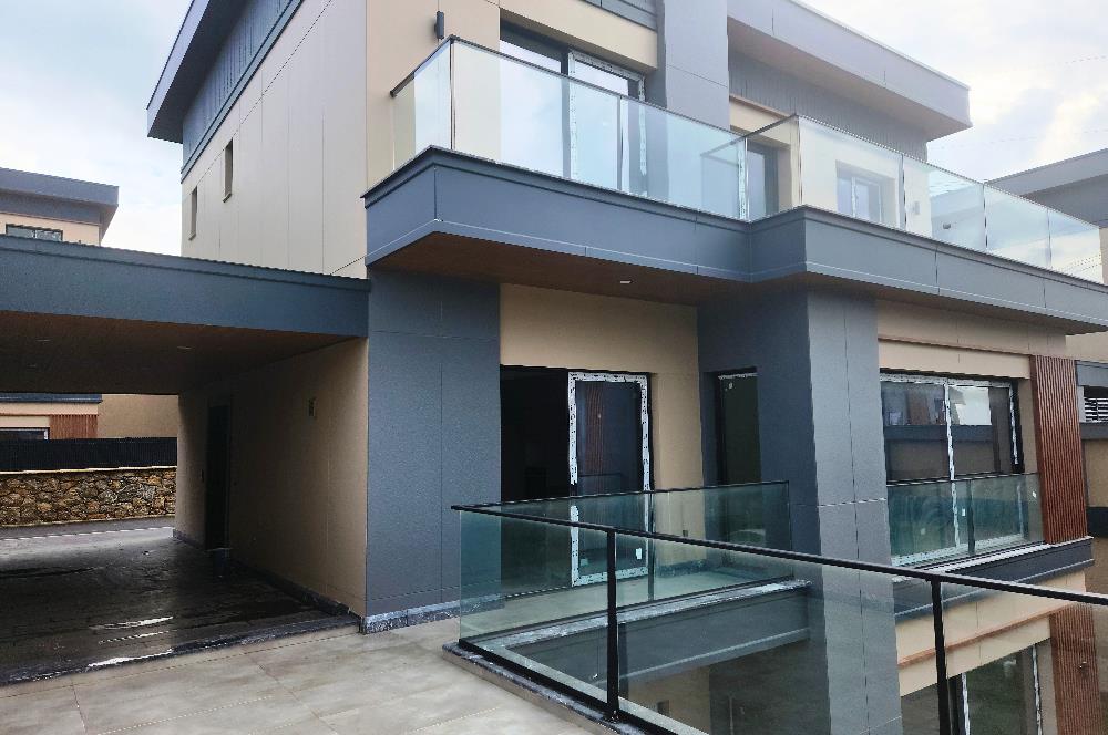 Bölgenin Prestijli Projesi - Akasya Country 6+2 Luxury Villa