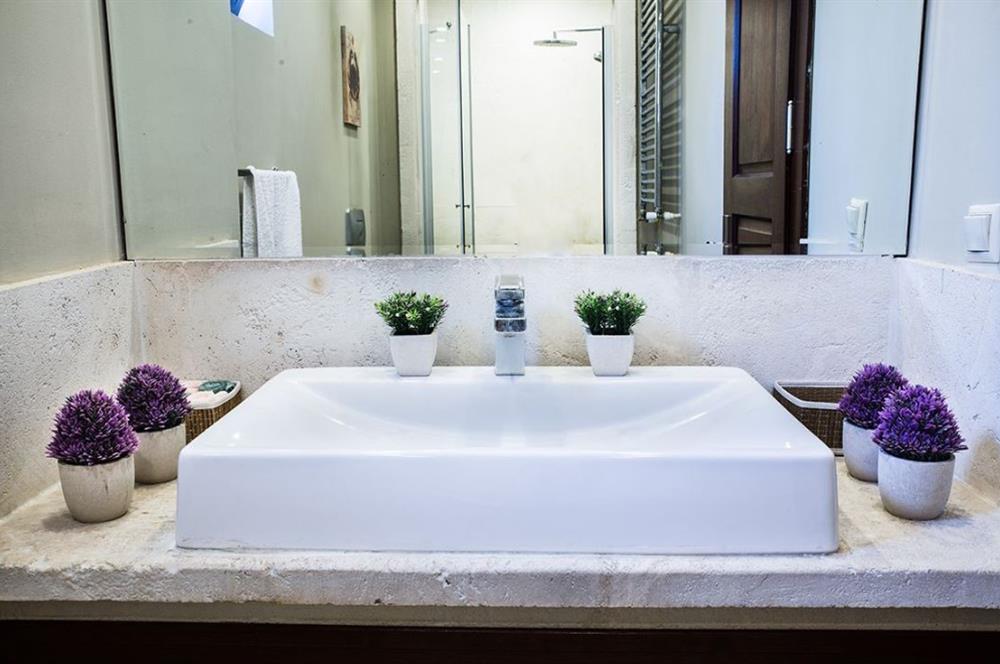 Bodrum Yalıkavak Gökçebel’de Tam Müstakil Özel Havuzlu Satılık Villa