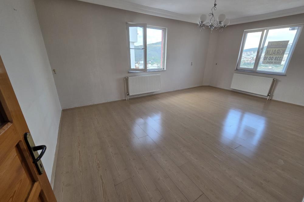 CENTURY21 BAL'DAN ADNAN MENDERES'TE KİRALIK 3+1 DAİRE