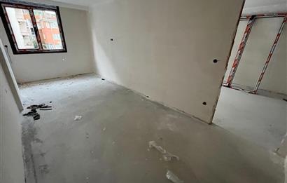 İDEALTEPEDE BAĞDAT CADDESİNDE OTURUM-YATIRIMA UYGUN FIRSAT 1+1