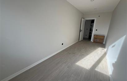 MARMARAY MİNİBÜS YOLUNA YAKIN EBEVEYN BANYOLU GÜNEY ÖN CEPHE 3+1