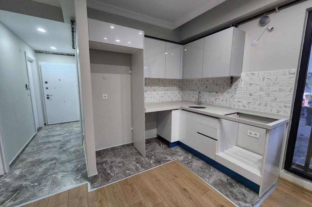 KARTAL ESENTEPE MAHALLESİNDE YÜKSEK GİRİŞ KİRALIK 2+1 DAİRE        