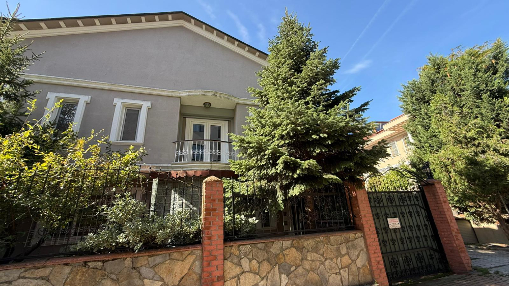 Göktürk Site İçerisinde Kiralık Boş LÜks Villa