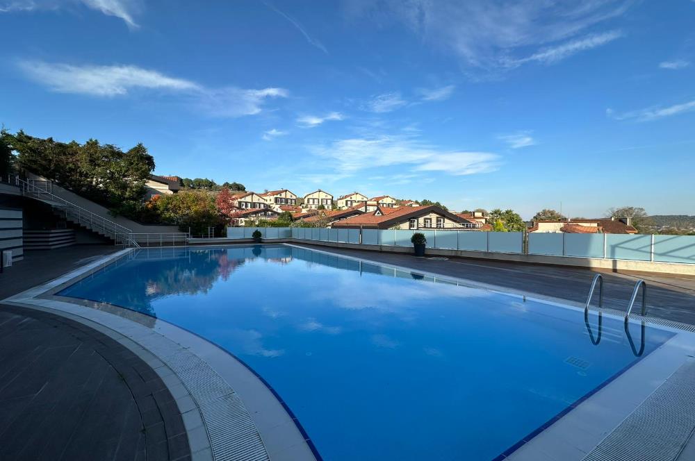 Sarıyer Uskmrköy Belkıs Konaklarında 3+1 ACİL Satılık Villa