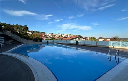 Sarıyer Uskmrköy Belkıs Konaklarında 3+1 ACİL Satılık Villa