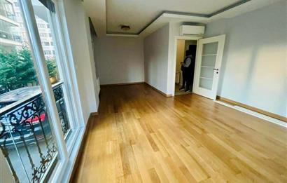 BOSTANCININ EN İYİ KONUMUNDA CADDEYE 3.YENİ BİNADA 2+1