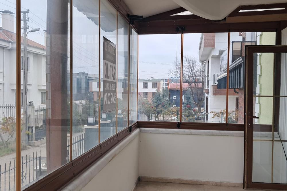 İNCEK TEK YAPI İNCEK BULVARINA YAKIN 6+2 SATILIK VİLLA