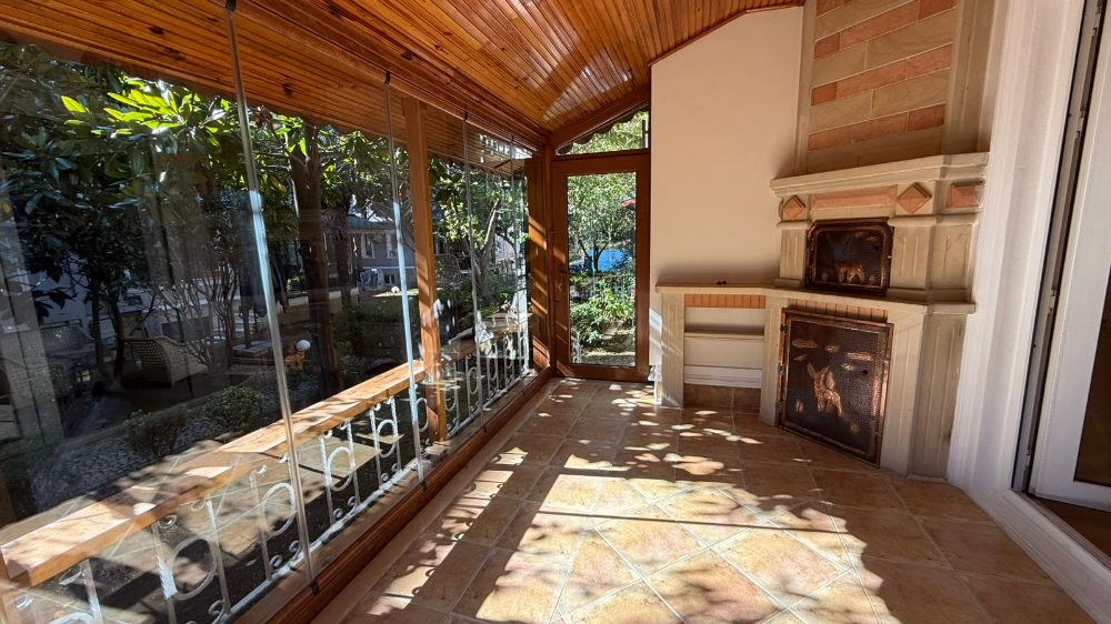 Göktürk Site İçerisinde Kiralık Boş LÜks Villa