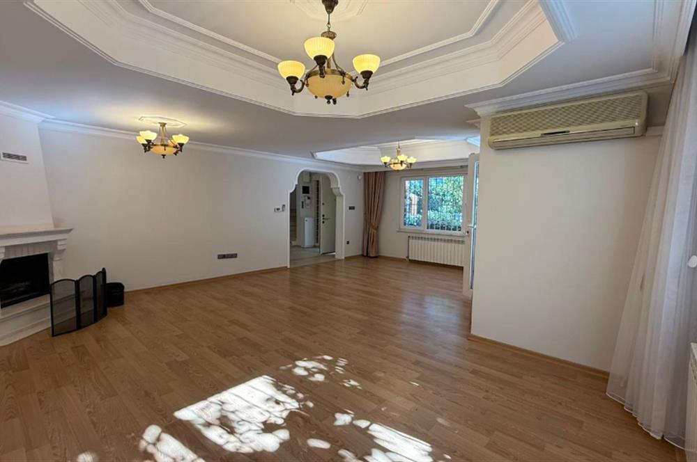 Göktürk Site İçerisinde Kiralık Boş LÜks Villa