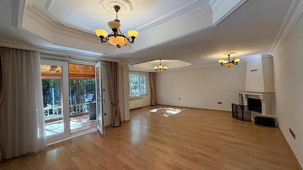 Göktürk Site İçerisinde Kiralık Boş LÜks Villa