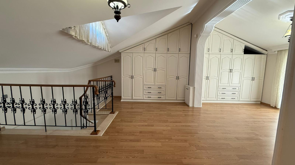 Göktürk Site İçerisinde Kiralık Boş LÜks Villa