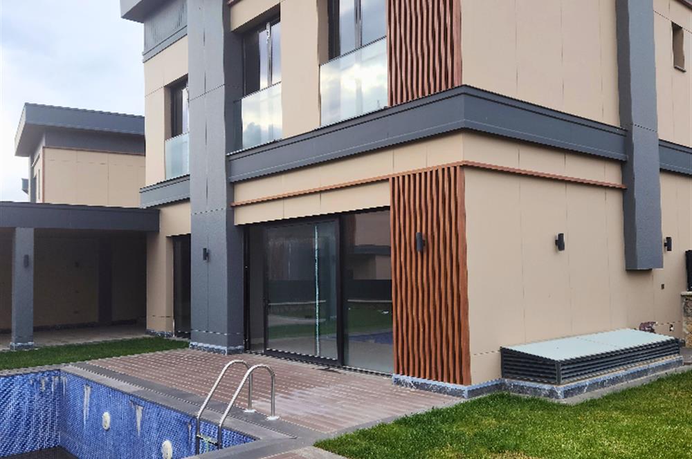 Bölgenin Prestijli Projesi - Akasya Country 5+2 Premium Villa