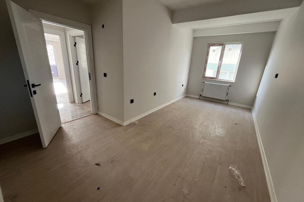 MARMARAY MİNİBÜS YOLUNA YAKIN EBEVEYN BANYOLU GÜNEY ÖN CEPHE 3+1