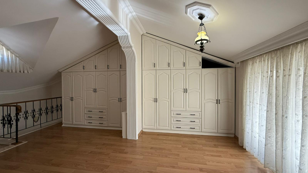 Göktürk Site İçerisinde Kiralık Boş LÜks Villa