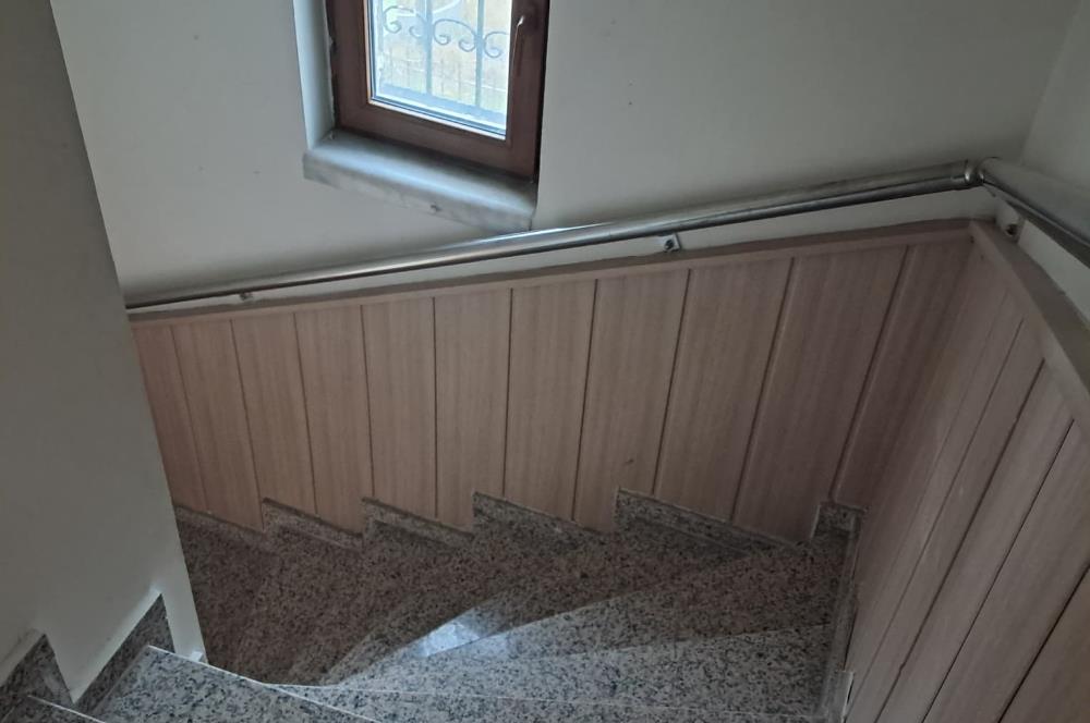 İNCEK TEK YAPI İNCEK BULVARINA YAKIN 6+2 SATILIK VİLLA