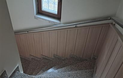 İNCEK TEK YAPI İNCEK BULVARINA YAKIN 6+2 SATILIK VİLLA