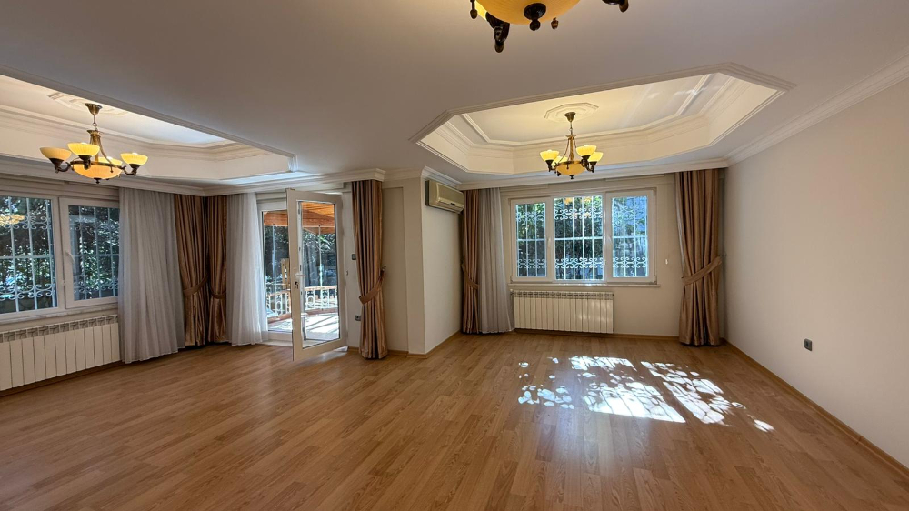 Göktürk Site İçerisinde Kiralık Boş LÜks Villa